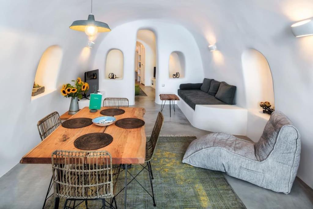 Alexis Place Oia  Luaran gambar